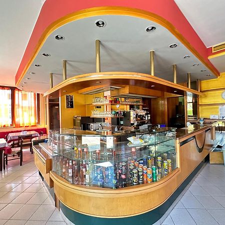 Hotel Battaglia 巴塔利亚泰尔梅 外观 照片