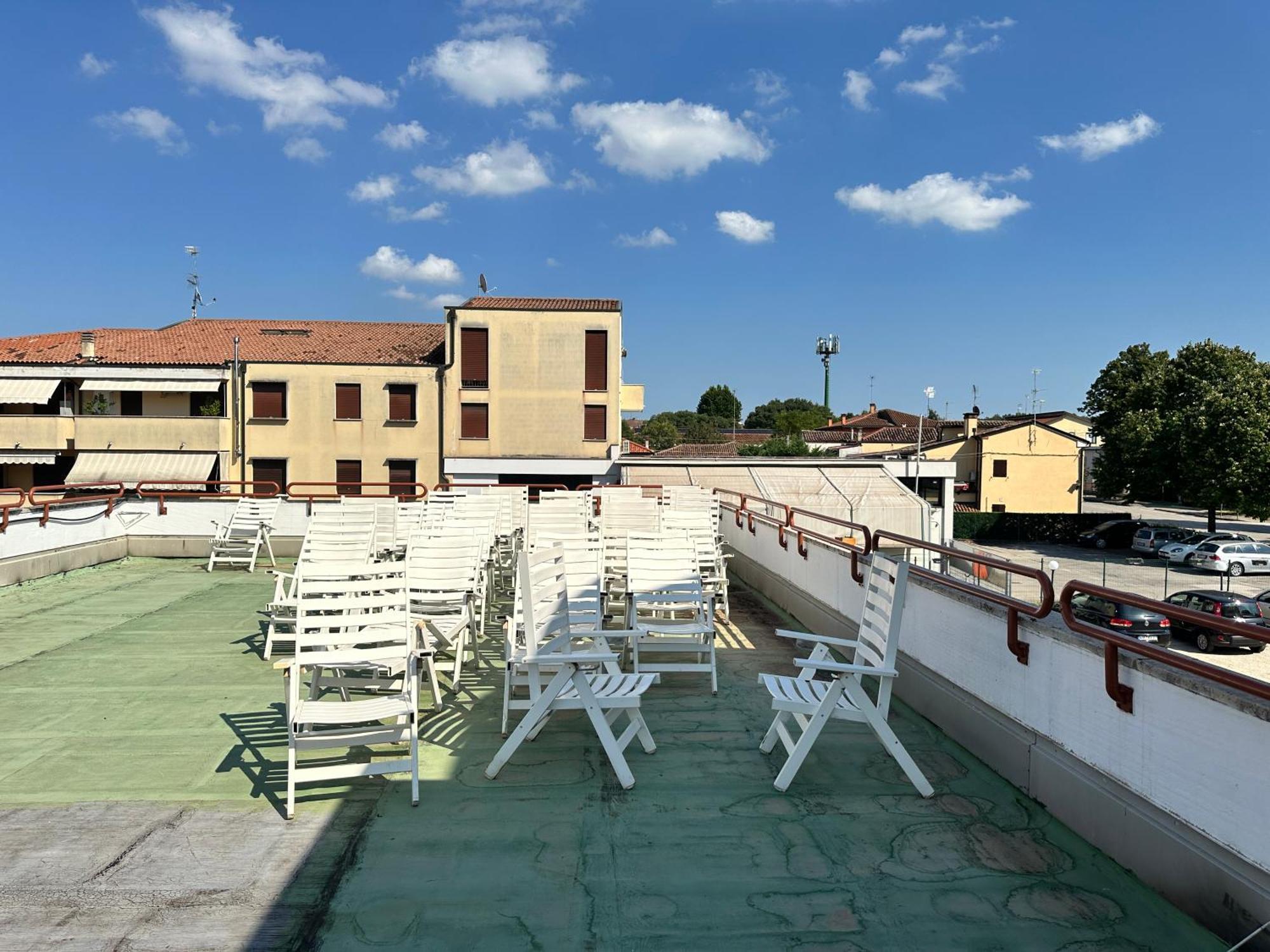 Hotel Battaglia 巴塔利亚泰尔梅 外观 照片