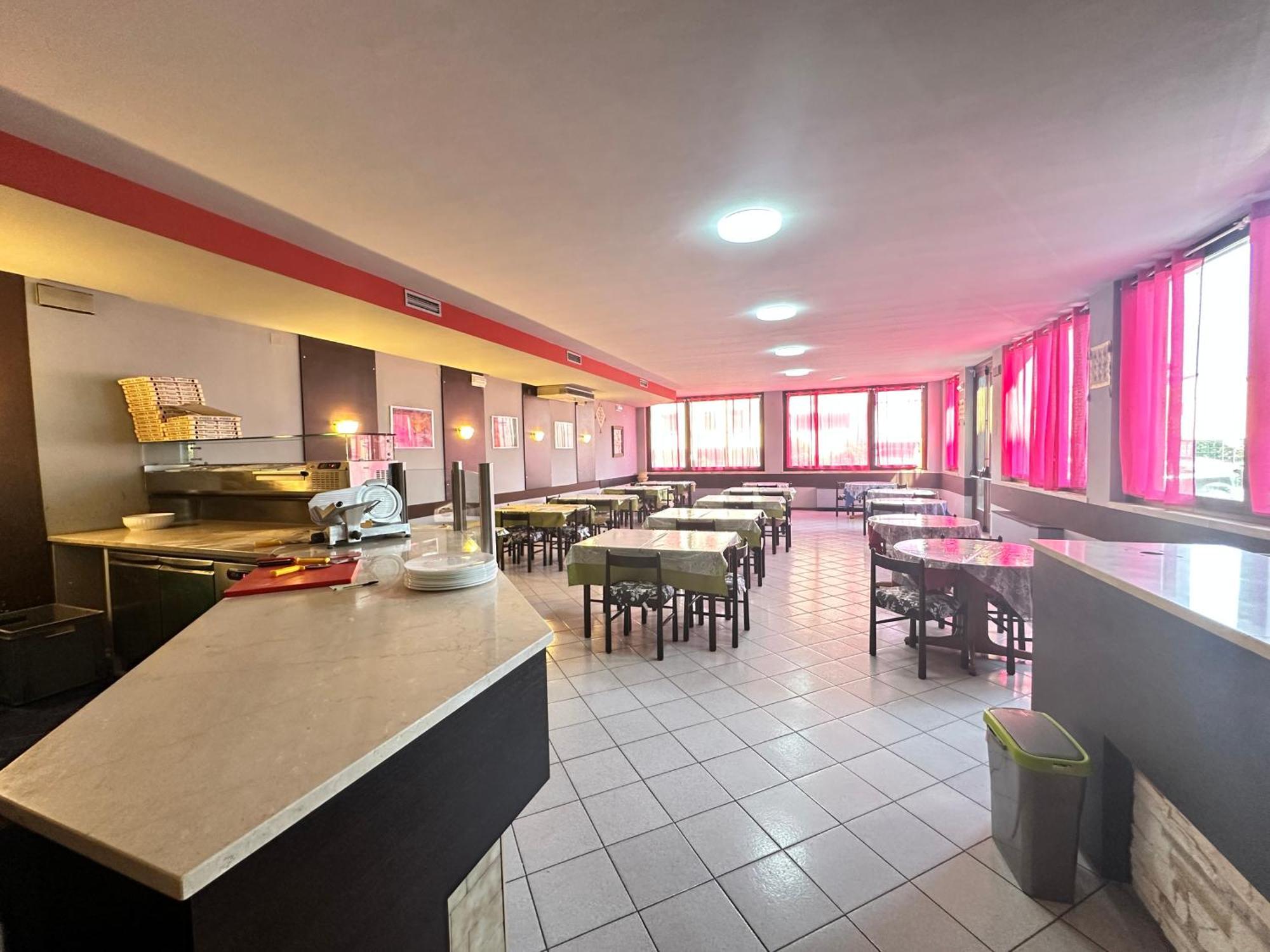 Hotel Battaglia 巴塔利亚泰尔梅 外观 照片
